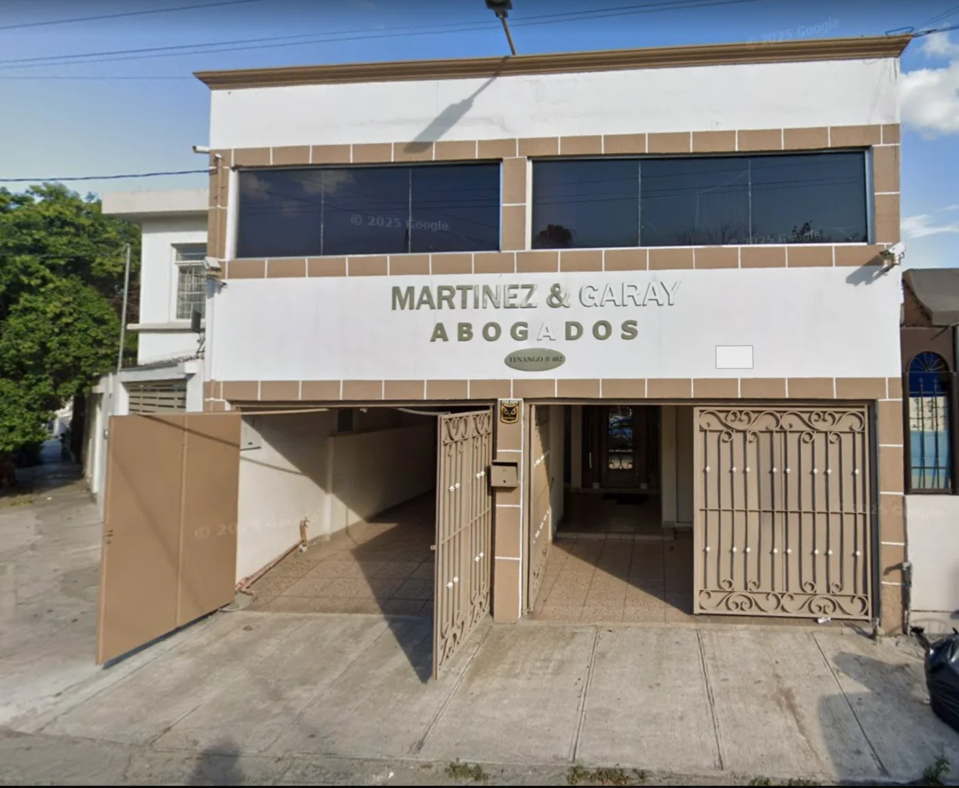 Fachada de Martínez & Garay Abogados en Tenango 402, Mitras Centro